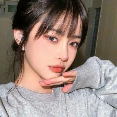 大学新生的秘密生活